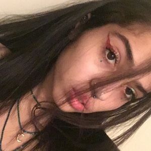 Meet your Posher, Jasmine